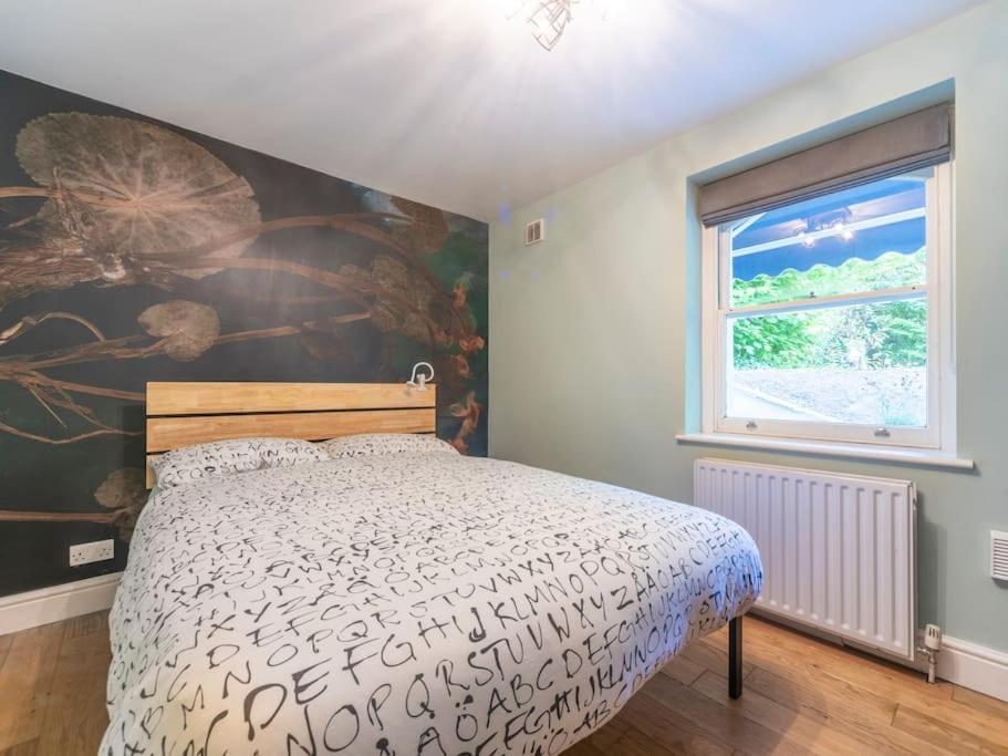 Surbiton Garden Flat Daire Dış mekan fotoğraf